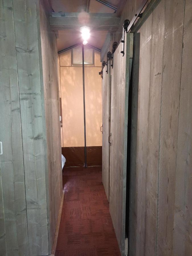 Safaritent Sarek, Wolvenspoor 10 Vledder Екстериор снимка